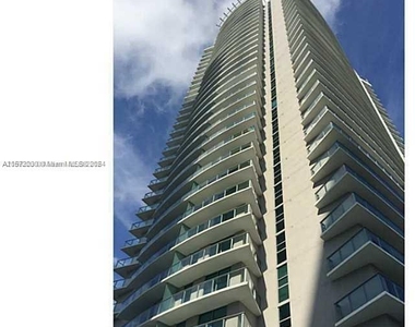 1100 S Miami Ave - Photo Thumbnail 0