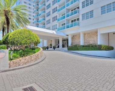 6917 Collins Ave - Photo Thumbnail 23