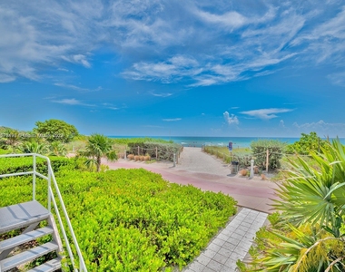 6917 Collins Ave - Photo Thumbnail 28