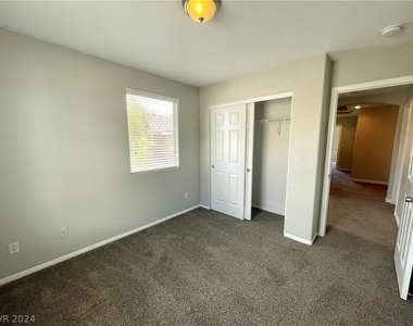 9429 Havasu Canyon Avenue - Photo Thumbnail 16