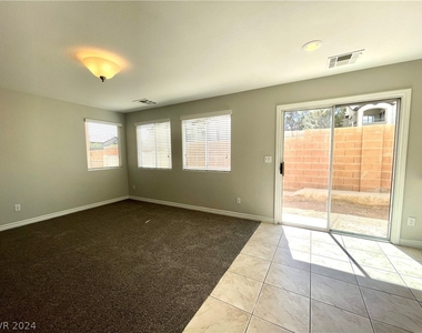 9429 Havasu Canyon Avenue - Photo Thumbnail 11