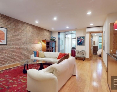 7.5 West 75 Street - Photo Thumbnail 6
