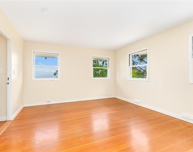 3310 Tantalus Drive - Photo Thumbnail 14