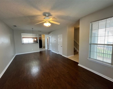 11324 Michelle Way - Photo Thumbnail 1