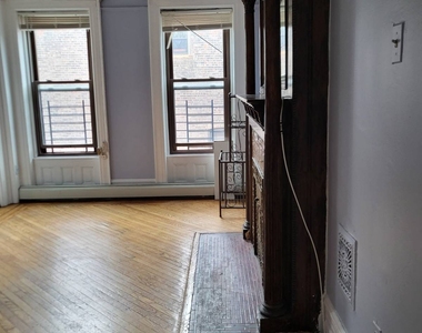 19  Revere Place - Photo Thumbnail 2