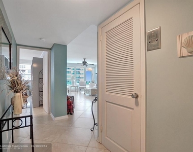 3430 Galt Ocean Drive - Photo Thumbnail 30