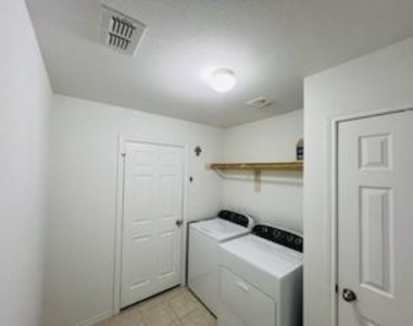 12048 Castleford Way - Photo Thumbnail 22