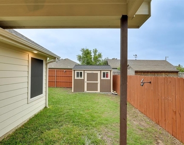 1606 Hillside Drive - Photo Thumbnail 20