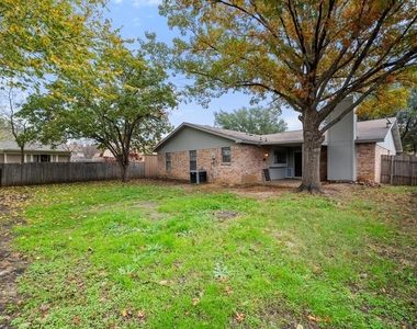 5212 Kemp Drive - Photo Thumbnail 28