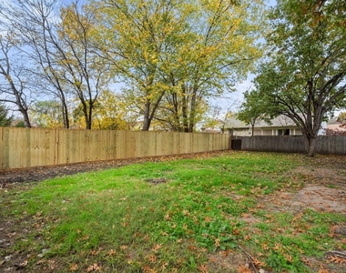 5212 Kemp Drive - Photo Thumbnail 27