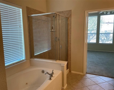 8216 Rayburn Lane - Photo Thumbnail 26