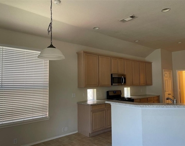 8216 Rayburn Lane - Photo Thumbnail 13