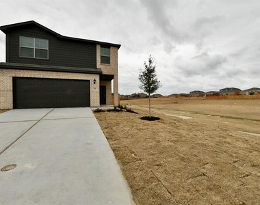 614 Arlington Park Court - Photo Thumbnail 2