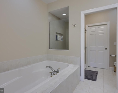 2177 Carey Way - Photo Thumbnail 29