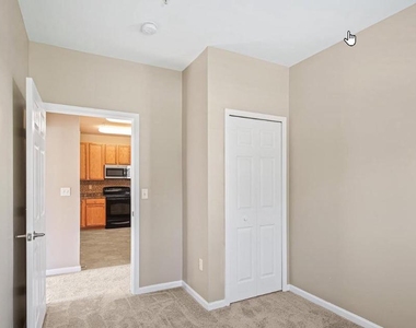 5307 Wyndholme Cir - Photo Thumbnail 25