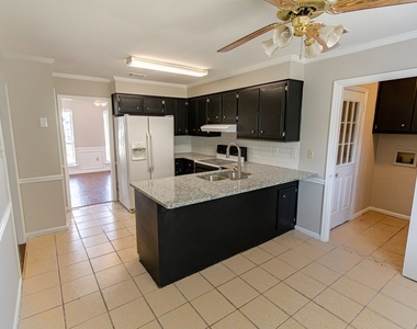 123 Moss Creek Drive - Photo Thumbnail 20