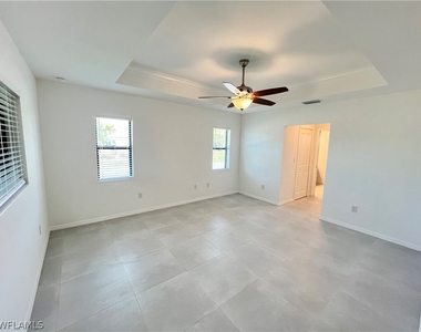 1248 Nw 36th Place - Photo Thumbnail 17