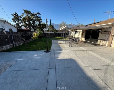 1395 Alta Avenue - Photo Thumbnail 14