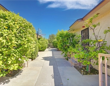 10520 Myrtle Street - Photo Thumbnail 2