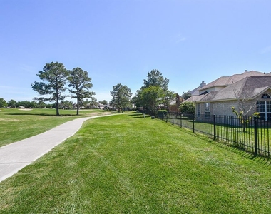 10206 Hahns Peak Drive - Photo Thumbnail 49