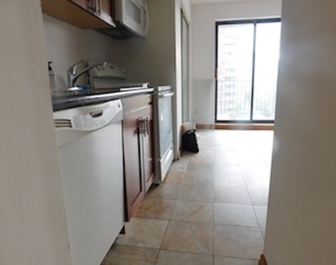 370 West 30th Street - Photo Thumbnail 2