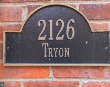 2126 Tryon St - Photo Thumbnail 2