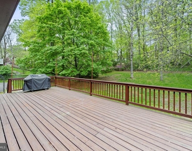 10317 Hickory Forest Dr - Photo Thumbnail 26
