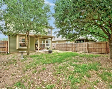 1608 Sugarberry Ln - Photo Thumbnail 19