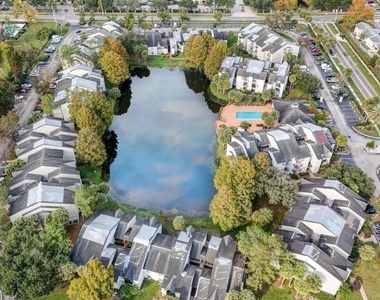 1948 Lake Atriums Circle - Photo Thumbnail 39