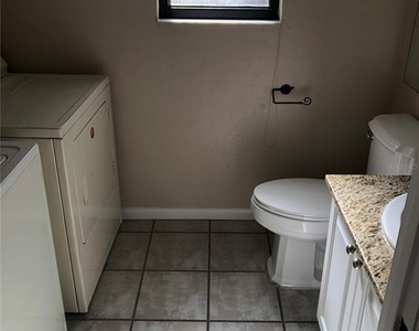 4221 Sw 70th Terrace - Photo Thumbnail 15