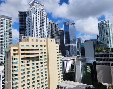 1200 Brickell Bay Dr - Photo Thumbnail 29