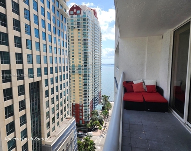 1200 Brickell Bay Dr - Photo Thumbnail 26