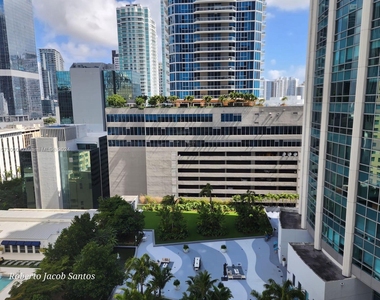 1200 Brickell Bay Dr - Photo Thumbnail 30