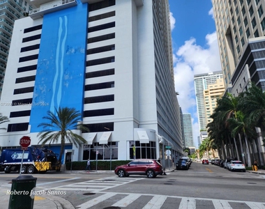 1200 Brickell Bay Dr - Photo Thumbnail 61