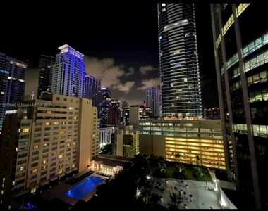 1200 Brickell Bay Dr - Photo Thumbnail 32