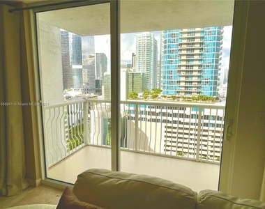 1200 Brickell Bay Dr - Photo Thumbnail 15