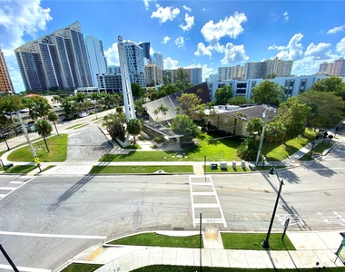 17800 Atlantic Blvd - Photo Thumbnail 1