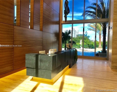 16385 Biscayne Blvd - Photo Thumbnail 33