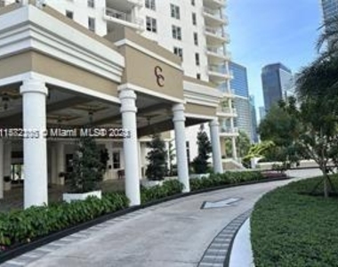 701 Brickell Key Blvd - Photo Thumbnail 12