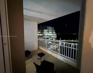 701 Brickell Key Blvd - Photo Thumbnail 4