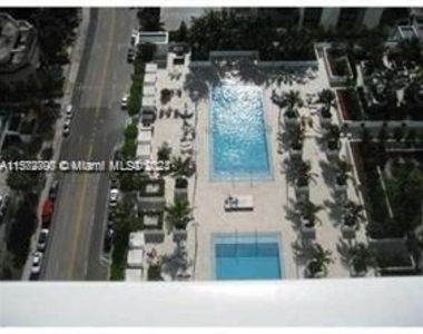 950 Brickell Bay Dr - Photo Thumbnail 14