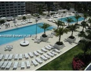 950 Brickell Bay Dr - Photo Thumbnail 12