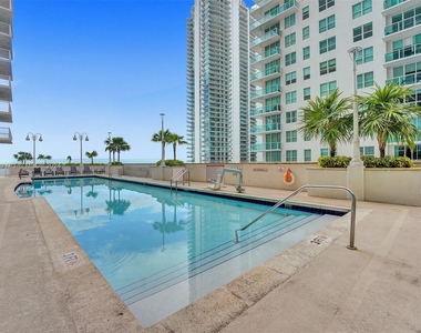 1200 Brickell Bay Dr - Photo Thumbnail 21