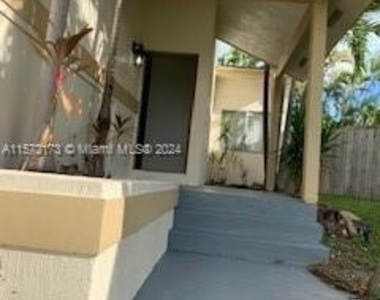 21809 Sw 99th Ave - Photo Thumbnail 17