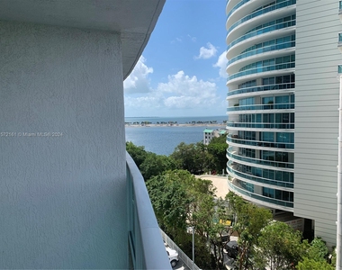 2101 Brickell Ave - Photo Thumbnail 14