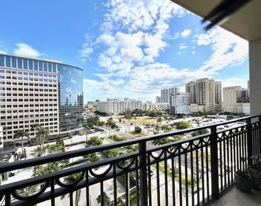 550 Okeechobee Boulevard - Photo Thumbnail 24