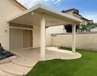 8752 Raindrop Canyon Avenue - Photo Thumbnail 23