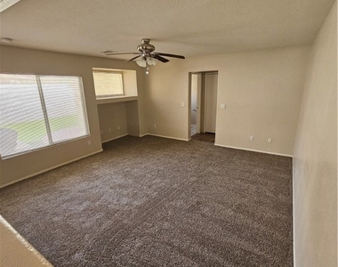 8752 Raindrop Canyon Avenue - Photo Thumbnail 5