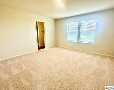 452 Lynwood Gold - Photo Thumbnail 16