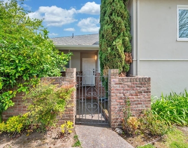 1630 Balboa Way - Photo Thumbnail 3